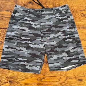 Men's Gray Camo Hybrid Shorts